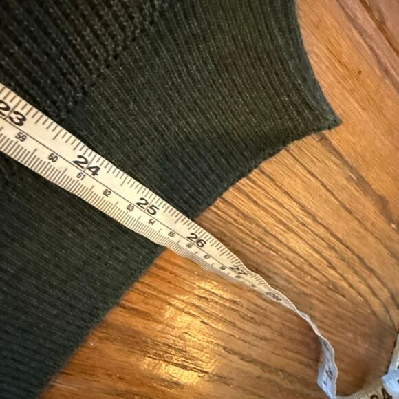 Bacharach NWT made in Italy merino wool green vneck sweater  L - Picture 7 of 9